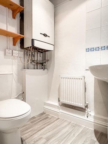 1 bedroom ground floor flat to rent - Photo 4