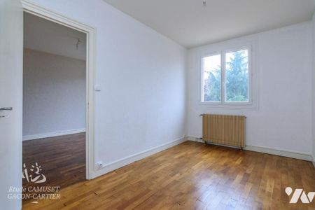 CHALON SUR SAONE: 21 RUE AMBROISE PARE APPARTEMENT A LOUER 3 PIECES Proche centre ville, appa... - Photo 2