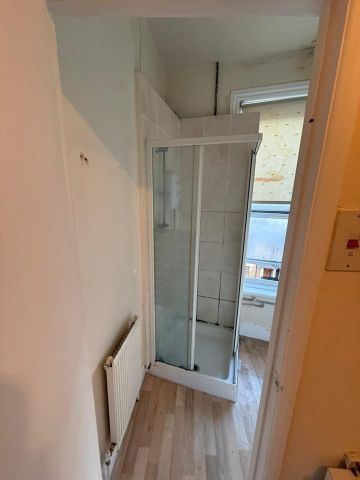 Studio Flat, Lee Road, SE3 - Photo 5