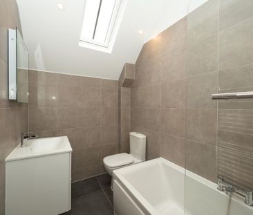 2 bedroom detached house to rent - Photo 6