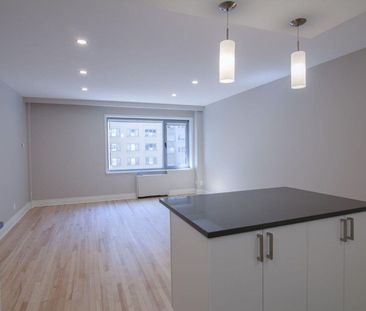 3468 Rue Drummond, Montréal, QC - Photo 2