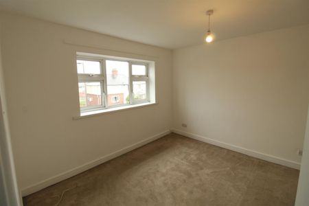 2 bedroom House To Let - Photo 5
