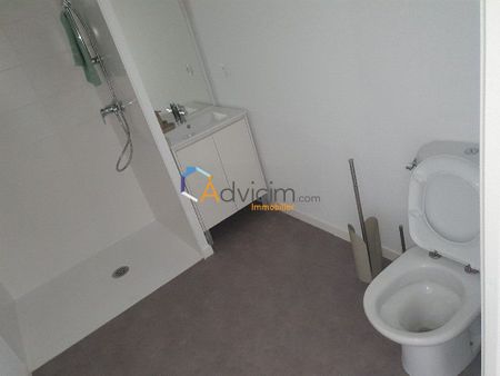 F1 MEUBLE avec PARKING - Photo 3