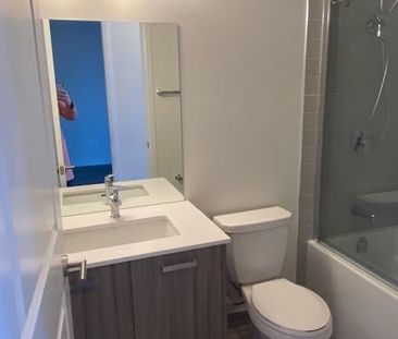 For Lease - 1630 Queen Street Unit# 514, Toronto, Ontario - Photo 3