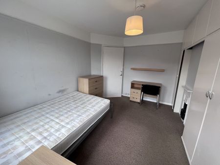 Tang Hall Lane, Tang Hall - P1068 - Photo 5