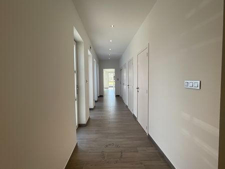 Halfopen bebouwing dichtbij centrum Beveren - Photo 3