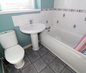 2 bedroom semi-detached house to rent - Photo 1
