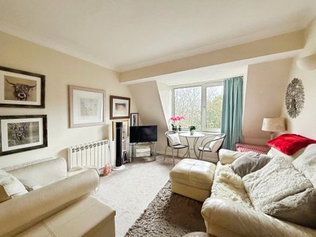 Mount Hermon Road, Woking, Surrey, GU22 7XG - Photo 4