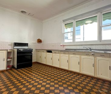 28 Cricklewood Avenue, Frankston - Photo 2