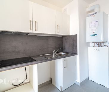 Location Appartement 2 pièces 38m² - Photo 2