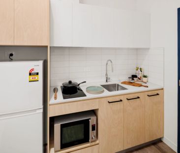 Two Bedroom Apartment Silver - Photo 4