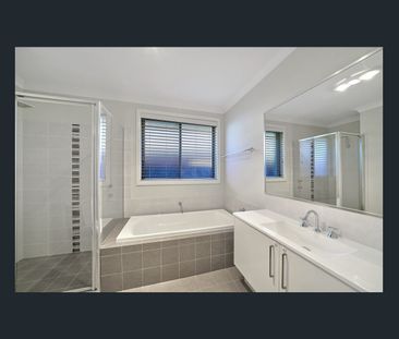 Spacious 4 Bedroom Family Home - Photo 5