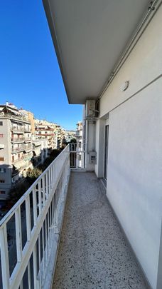Διαμέρισμα για ενοικίαση Πλατεία Ναυαρίνου (Κέντρο Θεσσαλονίκης) - Photo 1