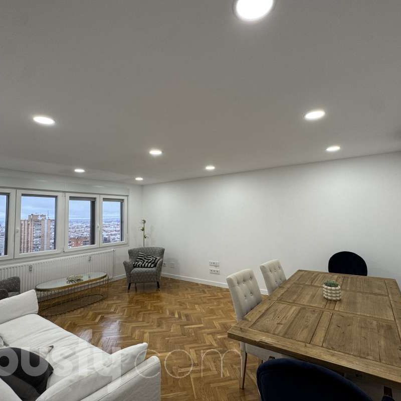 Piso de alquiler en Plaza Castilla, ., Almenara -Ventilla - Photo 1