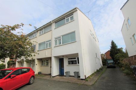 6 bedroom flat to rent - Photo 4