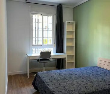 Calle Roma, Madrid, Community of Madrid 28028 - Foto 4