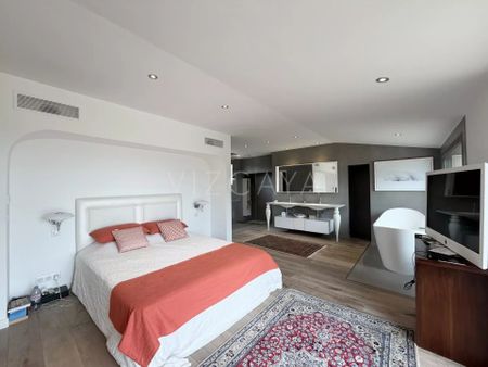 Location Maison 8 pièces 301m² NICE 06000 - Photo 3