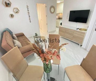 Alquiler de piso en Calle Quemada - Photo 2