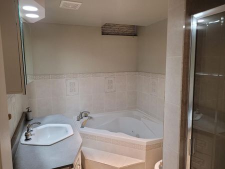 For Lease - 2524 Banfield Road Unit# Bsmnt, Mississauga, Ontario - Photo 4