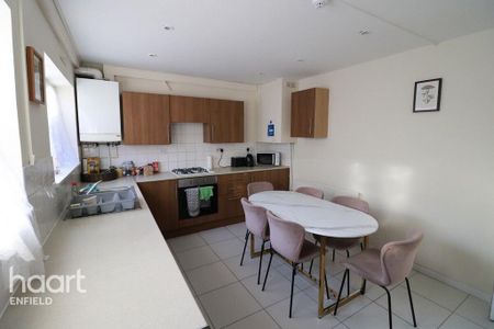 3 bedroom terraced house to rent - Photo 5