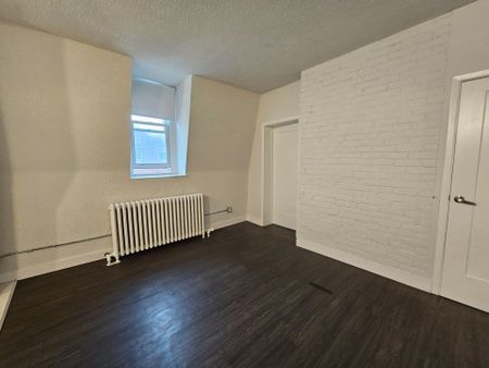 For Lease - 72 Wellesley Street Unit# 203, Toronto, Ontario - Photo 3