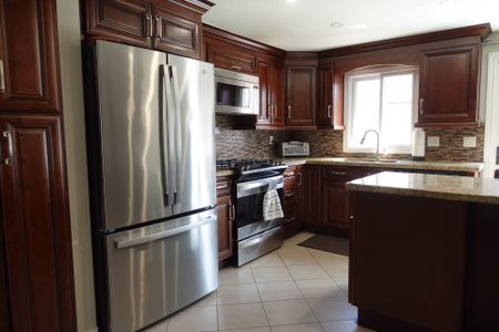 For Lease - 21 Maitland Drive, Barrie, Ontario - Photo 4