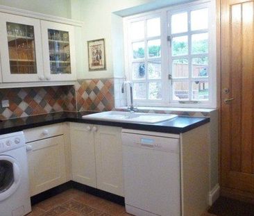 2 bedroom terraced house to rent - Photo 3