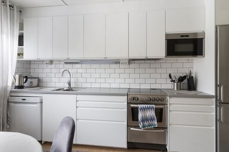 Västerås - 3rok - tillsv - 10.350kr/mån - Photo 5