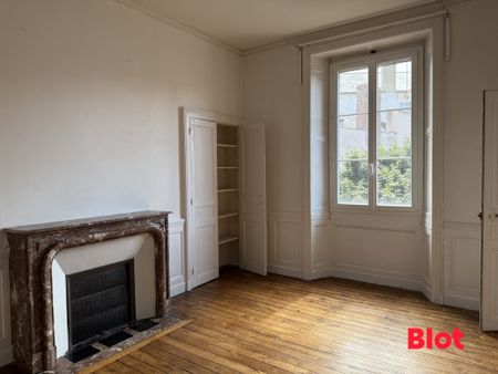 Location Appartement 6 pièces 133m² RENNES 35000 - Photo 3