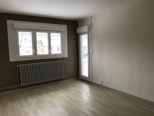 Location - Appartement T4 - 75 m² - Maîche - Photo 1