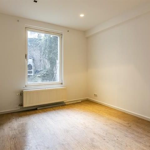 Leuk appartementje op het Zuid aan de Marnixplaats - Photo 1