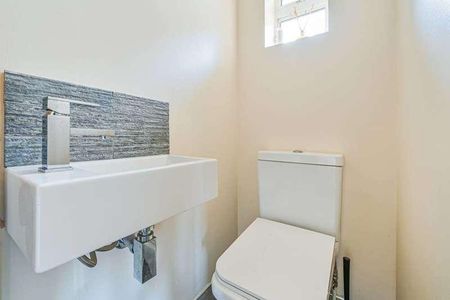 Mayeswood Road, Lee, SE12 - Photo 4