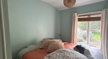 Charming 2 Bedroom + Sleepout Home in Sumner - Photo 3