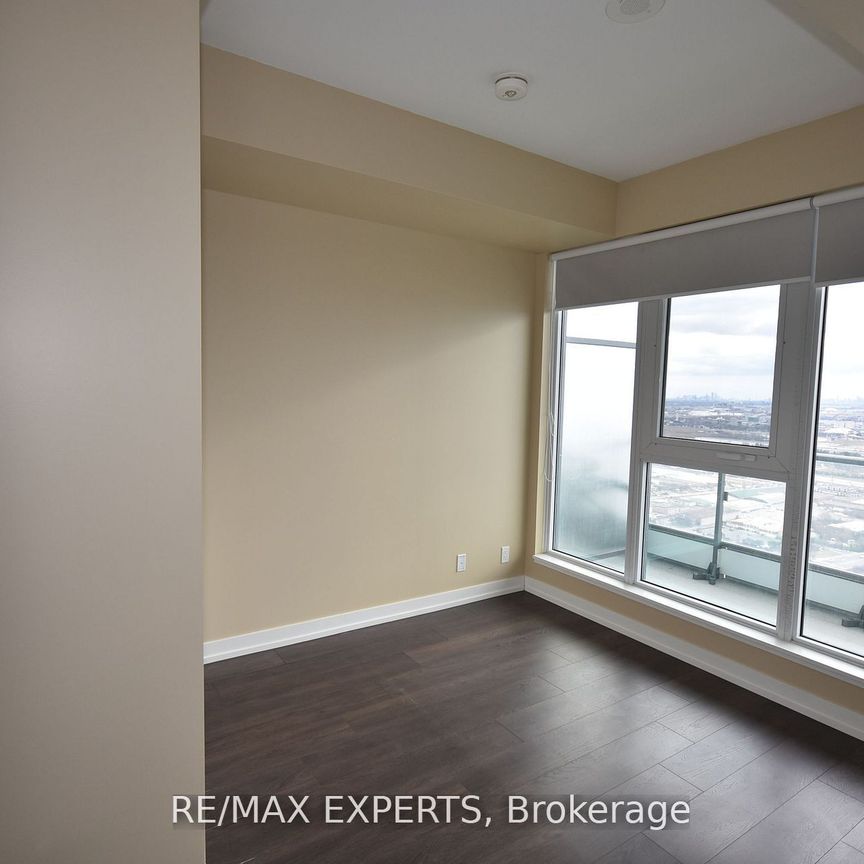 For Lease - 5 Buttermill Avenue Unit# 5905, Vaughan, Ontario - Photo 1