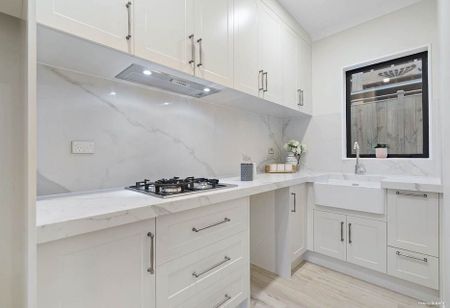 Beautiful 2 Bedroom Granny Flat in Flat Bush - Photo 2