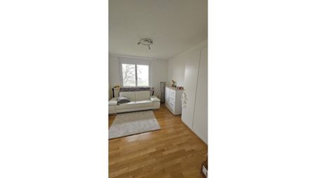 2½ Zimmer-Wohnung in Jegenstorf (BE), möbliert, auf Zeit - Photo 4