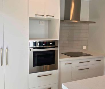 STUNNING HOME - Photo 1