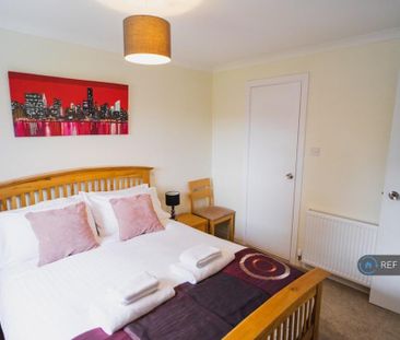 2 bedroom semi-detached house to rent - Photo 6