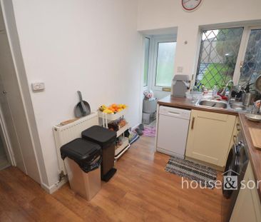 3 bedroom semi-detached house to rent - Photo 4
