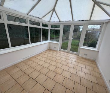 Fulmar Close, Penarth - Photo 1