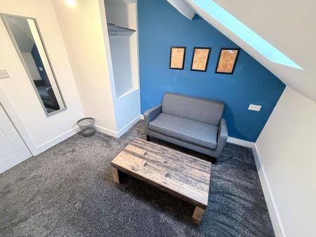 To Let: Newport Road, Middlesbrough, TS1 1LB. - Photo 2