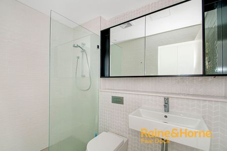 207/2 Northcote St, Mortlake, NSW 2137 - Photo 3