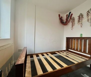 4 bedroom house to rent - Photo 1