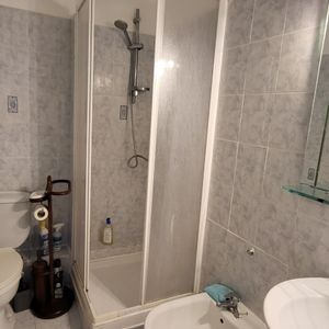 Location Appartement 2 pièces 30m² VILLENEUVE LOUBET 06270 - Photo 2