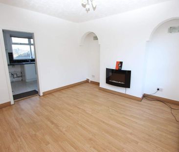 2 bedroom semi-detached house to rent - Photo 2