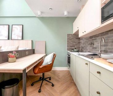 Studio to rent - Photo 1