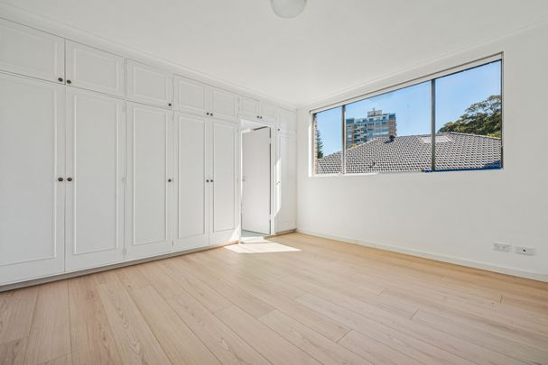 Newly Updated and Light Filled Apartment With Harbour Views - Photo 1