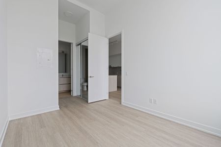 For Lease - 8188 Yonge Street Unit# 104, Vaughan, Ontario - Photo 2