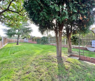 3 bedroom House To Let - Photo 2