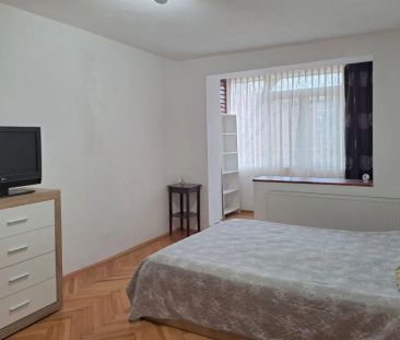 De inchiriat apartament 2 camere Ultracentral, et. 1, 1800 lei - Photo 1